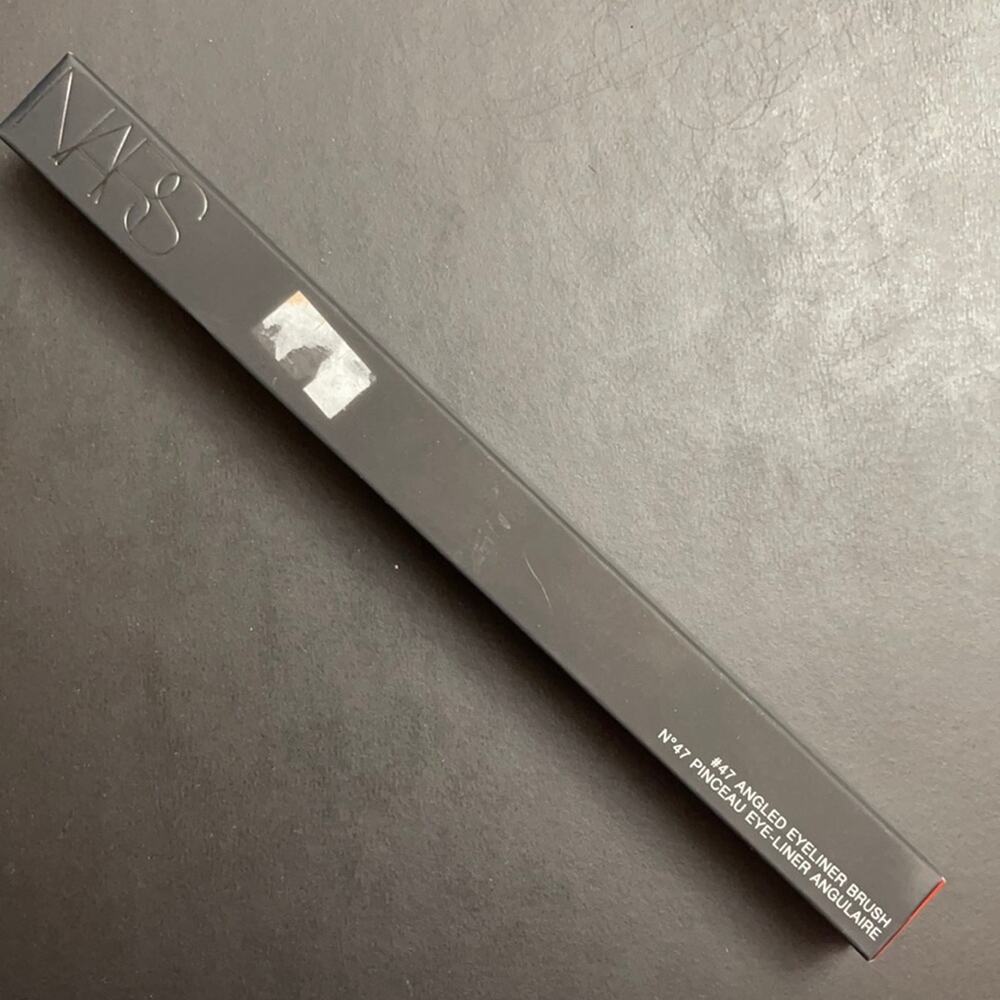 Nars #47 angled eyeliner brush